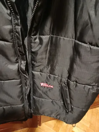 Chaleco acolchado hombre negro