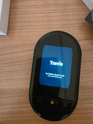 Traductor de bolsillo Travis instantáneo