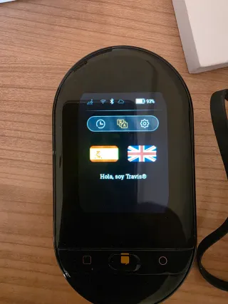 Traductor de bolsillo Travis instantáneo
