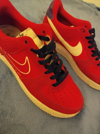 Nike Air Force 1 Retro Rojas