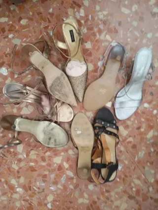 Sandali con tacco da donna