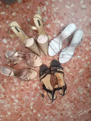 Sandali con tacco da donna