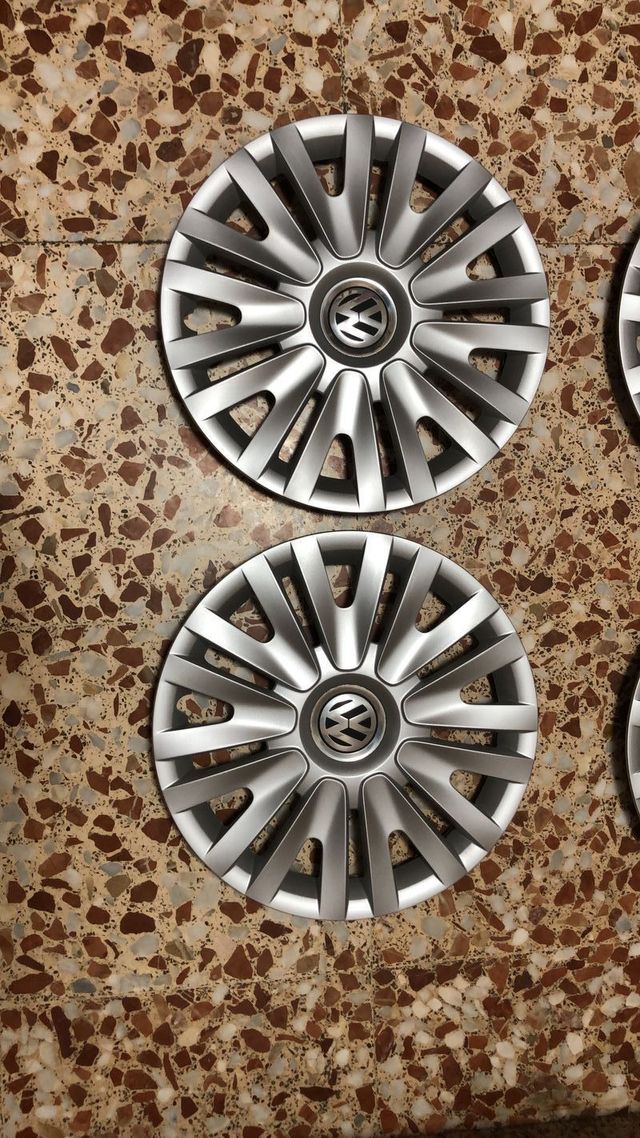 Tapacubos Volkswagen r15