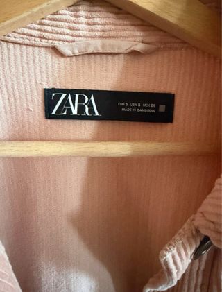 Sobrecamisa rosa de pana Zara