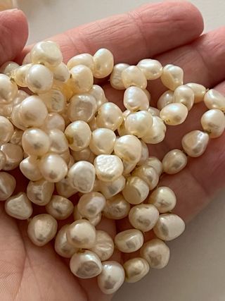 Collana di perle lunghe