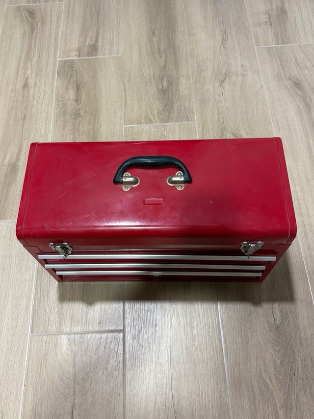 Caja herramientas metalica