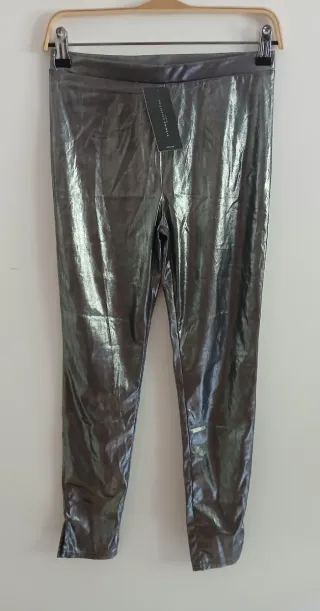 Nuevo Lefties Leggings plateados Talla M