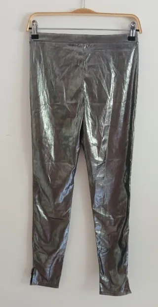 Nuevo Lefties Leggings plateados Talla M