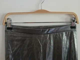 Nuevo Lefties Leggings plateados Talla M