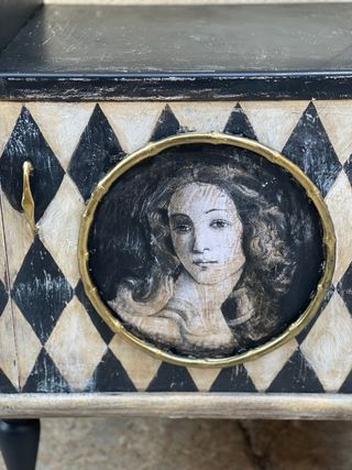 Comodini Vintage Dipinti Arlecchino Rombi