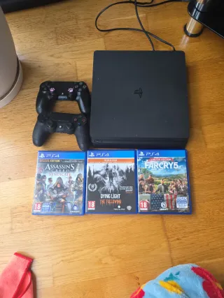 Consola PS4 Slim 500GB Negra