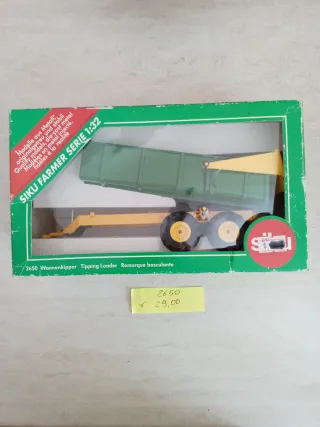 SIKU FARMER 2650 Tipping Loader