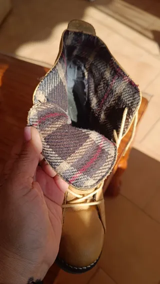 Botín cuña mostaza mujer