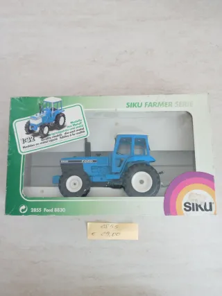Trattore Siku Ford 8830