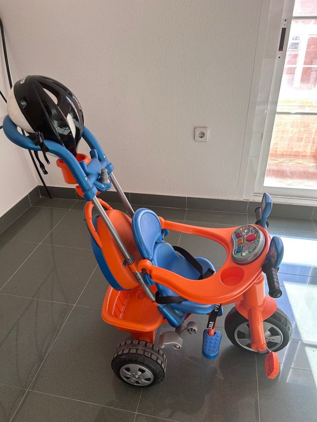 Triciclo Feber Naranja y Azul