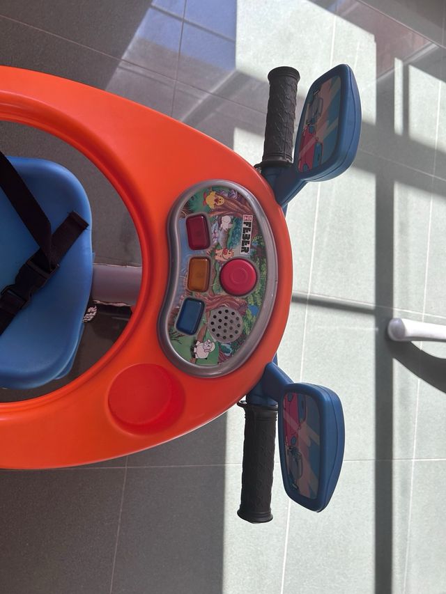 Triciclo Feber Naranja y Azul