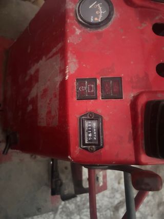 Mini excavadora Bobcat 08