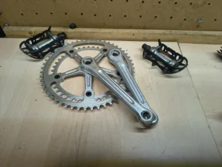 Pedaliera e pedali da bici classici