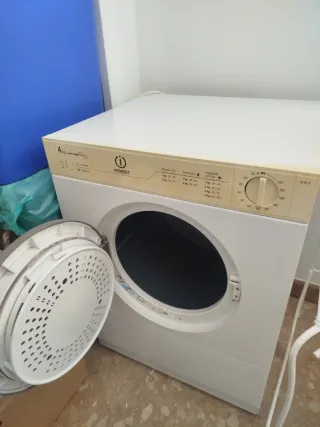 Secadora Indesit 4kg
