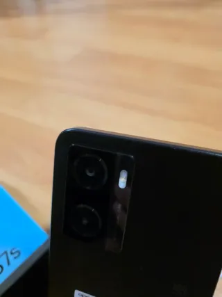 Oppo A57s in scatola