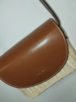 Bolso de mimbre y piel marrón