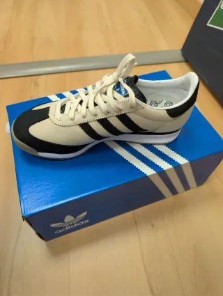 Zapatillas Adidas SL72 Talla 42 Nuevas