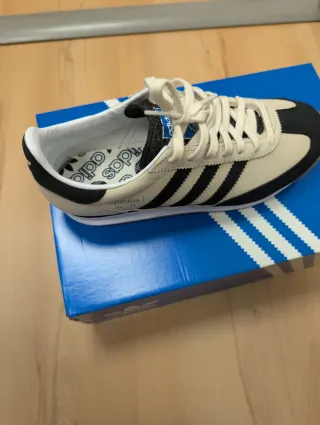 Zapatillas Adidas SL72 Talla 42 Nuevas