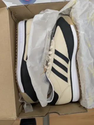 Zapatillas Adidas SL72 Talla 42 Nuevas