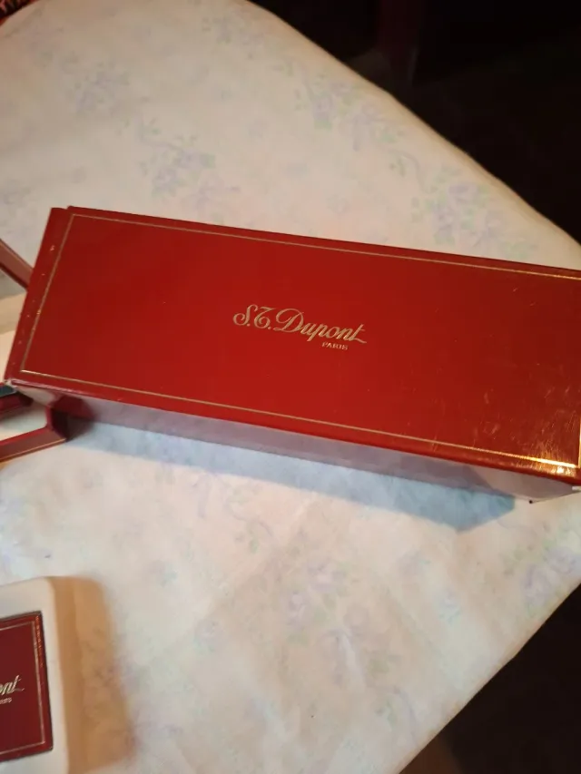 Pluma S.T. Dupont de plata