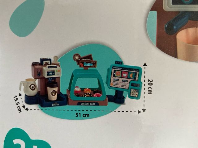 Cafetería de juguete con caja registradora