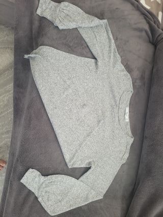 Camiseta gris manga larga