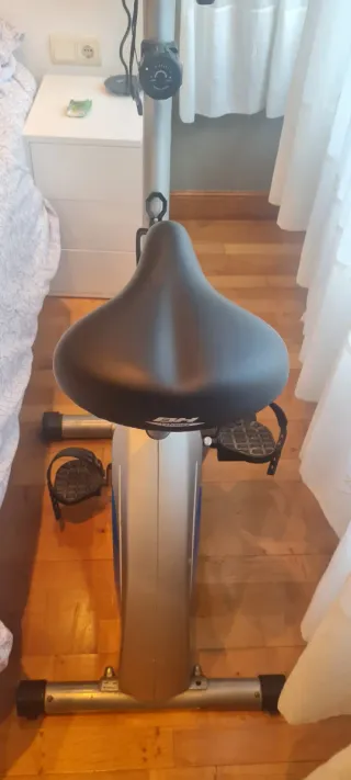 Bicicleta Estática BH Fitness