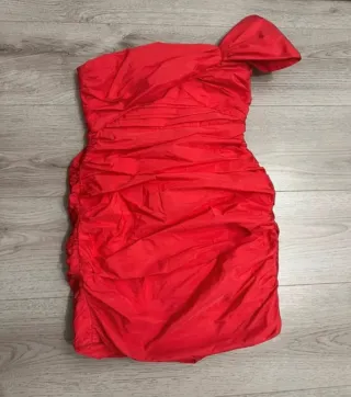Vestido Zara rojo fruncido