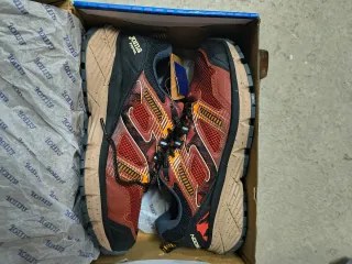 Zapatillas Joma Recon, sin estrenar