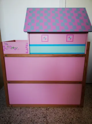 Casa de muñecas de madera al mejor postor!