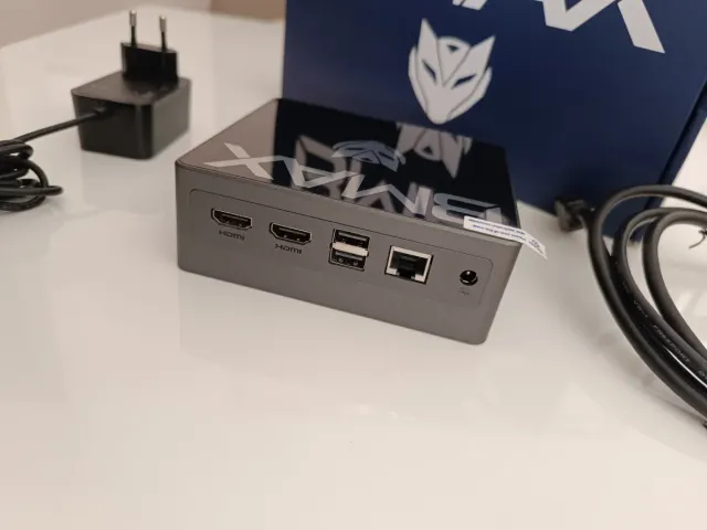 BMAX B4 Plus Mini PC