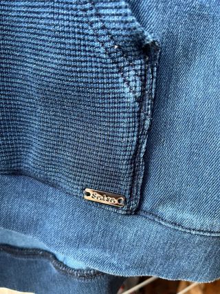 Sudadera vaquera Salsa azul .