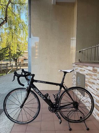 Bicicleta de carretera BH G3 ( full Carbono 100%