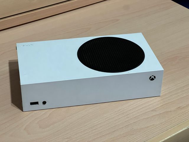Xbox Series S bianca