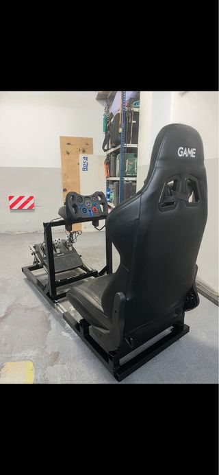 Cockpit Simulador Volante y Pedales Logitech