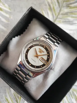Reloj Seiko 5 Vintage Automático Plata