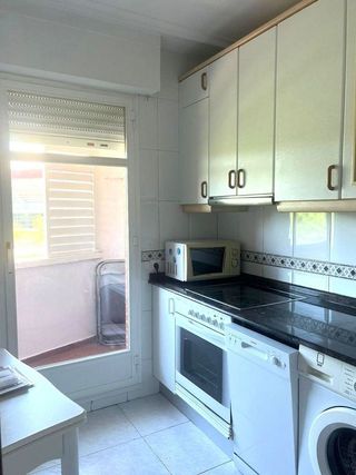 Estudio en alquiler en Universidad - Los Lirios en Logroño