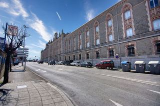 Garaje en venta en General Dávila en Santander