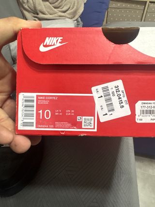 Nike Air Force 1 Negras