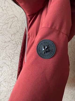 Abrigo de invierno Khujo Aniva rojizo