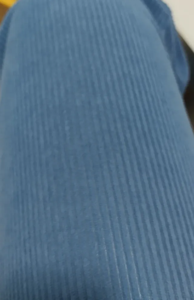 Pantalón pana Sfera Talla 40 azul