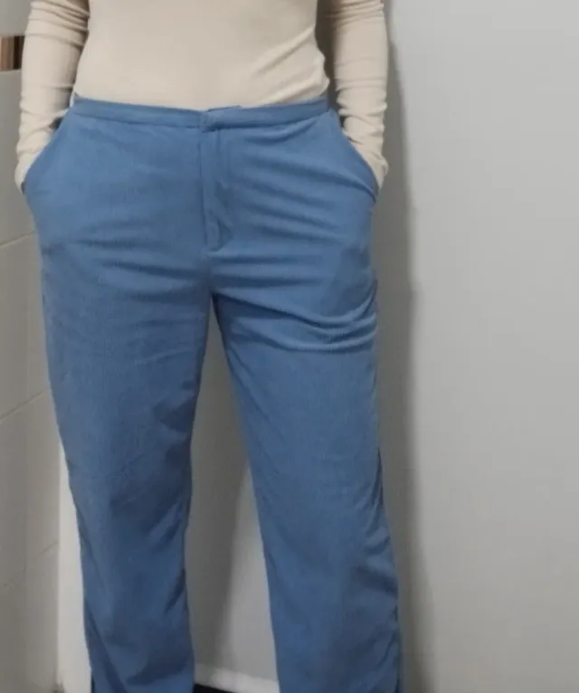 Pantalón pana Sfera Talla 40 azul