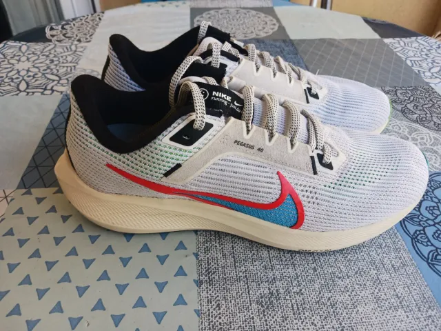 Nike Air Zoom Pegasus 40 Talla 42.5 EUR