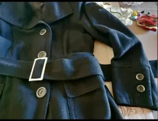 ABRIGO NEGRO.PAÑO..Ver medidas