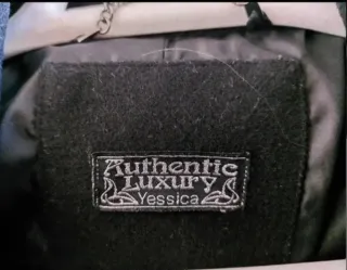 ABRIGO NEGRO.PAÑO..Ver medidas